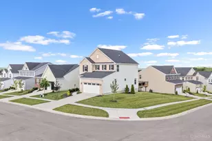 5994 Outlook Ct, Hamilton Township, OH 45152 - Photo 4