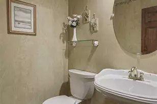 1081 Oysterbay Dr, Anderson Township, OH 45255 - Photo 18
