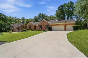 7977 Eagle Ridge Dr, West Chester, OH 45069 - Photo 2