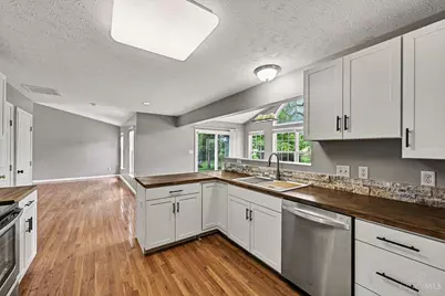 6423 Riverbend Drive, Clayton, OH 45415 - Photo 10