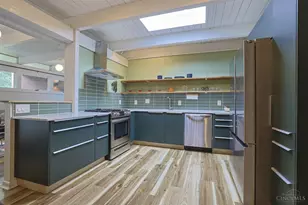 1215 Hollywood Ave, Cincinnati, OH 45224 - Photo 18
