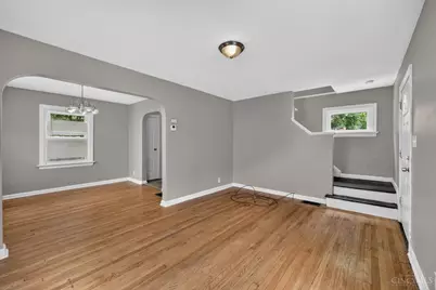 2205 Crane Avenue, Cincinnati, OH 45207 - Photo 4
