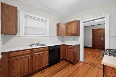 2205 Crane Avenue, Cincinnati, OH 45207 - Photo 14