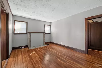 2205 Crane Avenue, Cincinnati, OH 45207 - Photo 6