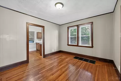 2205 Crane Avenue, Cincinnati, OH 45207 - Photo 16