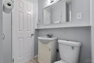 8777 Morningstar Ln, Springfield Township, OH 45231 - Photo 16