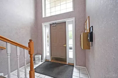 5370 Meadow Walk #1B, Cincinnati, OH 45247 - Photo 4