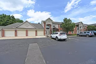5370 Meadow Walk Ln, Green Township, OH 45247 - Photo 2