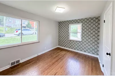 577 Lowell Avenue, Cincinnati, OH 45220 - Photo 10