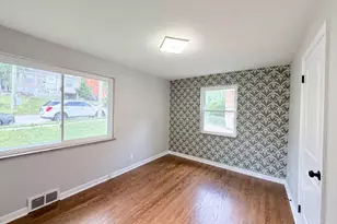 577 Lowell Ave, Cincinnati, OH 45220 - Photo 10