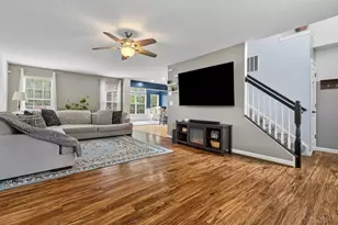 5637 Appaloosa Cir, Hamilton Township, OH 45152 - Photo 4