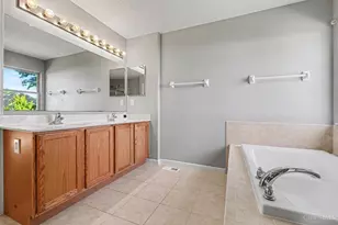 6176 Spires Dr, Miami Township, OH 45140 - Photo 10