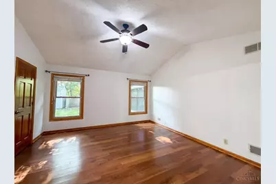 2129 Greenpine Drive, Springfield Township, OH 45231 - Photo 4