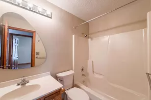 2129 Greenpine Dr, Springfield Township, OH 45231 - Photo 12