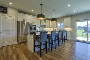 139 Wolf Creek Ct, Carlisle, OH 45005 - Photo 12