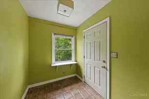 5246 Shepherd Rd, Cincinnati, OH 45223 - Photo 4