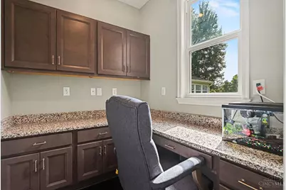 199 W Decatur Lane, Loveland, OH 45140 - Photo 8