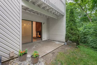 7268 E Galbraith Road #A, Sycamore Township, OH 45243 - Photo 4