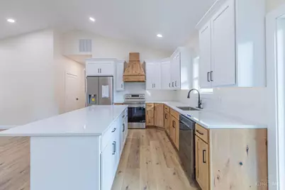 560 W Fourth Street, Seaman, OH 45679 - Photo 14