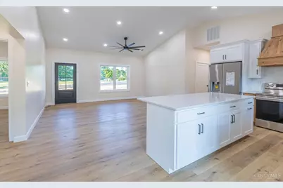 560 W Fourth Street, Seaman, OH 45679 - Photo 14
