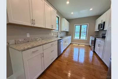 6723 Daniels Walk, Cincinnati, OH 45233 - Photo 10