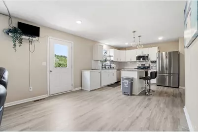 2224 Pine Valley Drive, Hamilton, OH 45013 - Photo 12