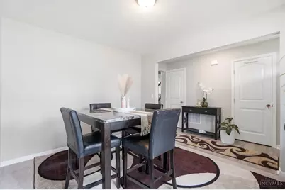2224 Pine Valley Drive, Hamilton, OH 45013 - Photo 8