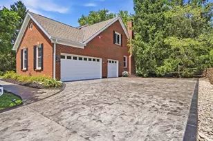 5924 Owl Nest Dr, West Chester, OH 45069 - Photo 2