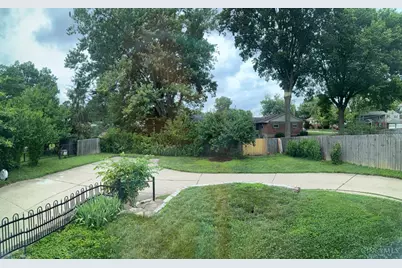 1074 Eastgate, Springfield Township, OH 45231 - Photo 18