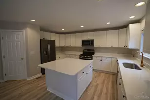 1781 River Shore Ct, Hamilton Township, OH 45034 - Photo 10