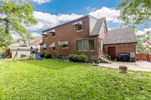 3751 Wilmar Dr, Cheviot, OH 45211 - Photo 4