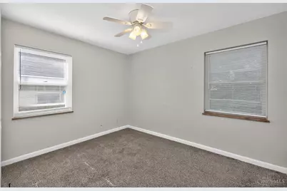 3333 S Sterling Way, Cincinnati, OH 45209 - Photo 16