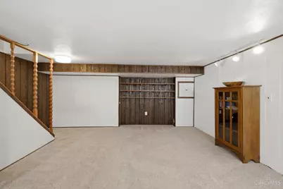 9401 Sherborn Drive, Cincinnati, OH 45231 - Photo 40