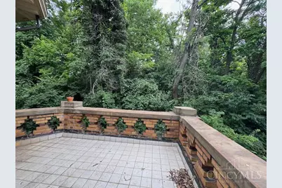 230 Rockdale Avenue #6, Cincinnati, OH 45229 - Photo 8