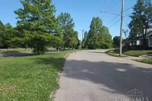 917 Maplehurst Ave, Dayton, OH 45402 - Photo 6