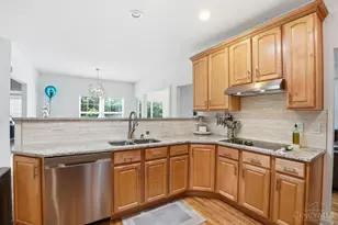 7579 Delas Cove, Anderson Township, OH 45244 - Photo 14