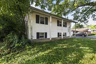 2743 Springdale Rd, Colerain Township, OH 45251 - Photo 4