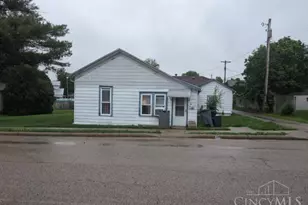 101 California St, Farmersville, OH 45325 - Photo 1