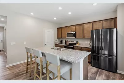 3232 Shadow Ridge Court, Hamilton Township, OH 45152 - Photo 14