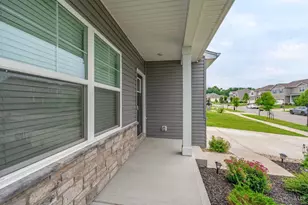3232 Shadow Rdg Ct, Hamilton Township, OH 45152 - Photo 6