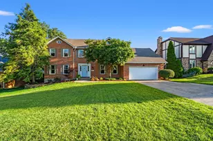 7711 Kennedy Ln, Sycamore Township, OH 45242 - Photo 1
