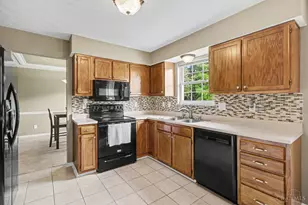 5256 Steeple Chase Ct, Guilford, IN 47022 - Photo 6