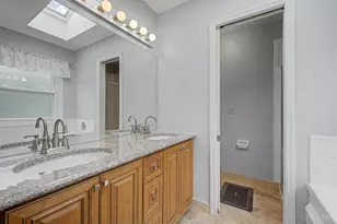 8085 Quail Meadow Ln, West Chester, OH 45069 - Photo 42
