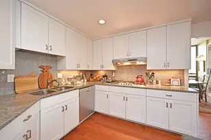 2412 Ingleside Ave, Cincinnati, OH 45206 - Photo 24