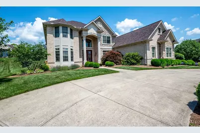 295 Hampton Place, Beavercreek, OH 45385 - Photo 2