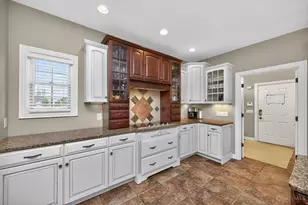 295 Hampton Pl, Beavercreek, OH 45385 - Photo 18