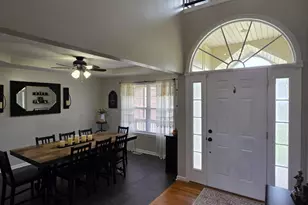 1361 Peregrine Way, Hamilton, OH 45013 - Photo 4