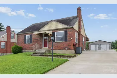 8546 Darnell Avenue, Sycamore Township, OH 45236 - Photo 2