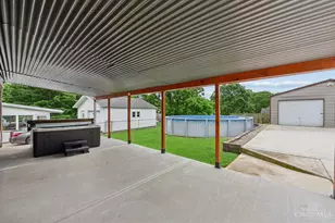 8546 Darnell Ave, Sycamore Township, OH 45236 - Photo 32