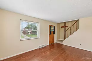 8546 Darnell Ave, Sycamore Township, OH 45236 - Photo 6